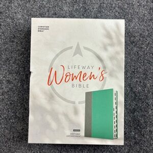 LIFEWAY Women’s Bible NIB Teal Leather-like Christian Standard Version w/tabs